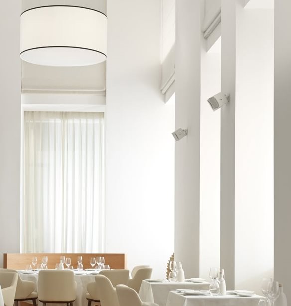 #theaftertaste | Η speakeasy παράσταση που δεν παίζεται σε θέατρο και μία ασύγκριτη ελληνική γαστρονομική εμπειρία στο κέντρο της πόλης