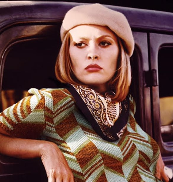 H Faye Dunaway &#x3B3;&#x3AF;&#x3BD;&#x3B5;&#x3C4;&#x3B1;&#x3B9; 80 &#x3B5;&#x3C4;&#x3CE;&#x3BD;