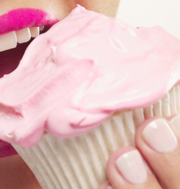 Allulose: Το φυσικό γλυκαντικό που είναι ακριβώς σαν ζάχαρη χωρίς τις θερμίδες