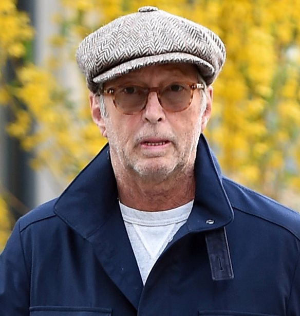 Eric Clapton | H &#x3C0;&#x3C1;&#x3BF;&#x3C3;&#x3C9;&#x3C0;&#x3B9;&#x3BA;&#x3AE; &#x3C4;&#x3C1;&#x3B1;&#x3B3;&#x3C9;&#x3B4;&#x3AF;&#x3B1; &#x3C0;&#x3AF;&#x3C3;&#x3C9; &#x3B1;&#x3C0;&#x3CC; &#x3C4;&#x3BF; &#x3B5;&#x3BC;&#x3B2;&#x3BB;&#x3B7;&#x3BC;&#x3B1;&#x3C4;&#x3B9;&#x3BA;&#x3CC; &#x3C4;&#x3C1;&#x3B1;&#x3B3;&#x3BF;&#x3CD;&#x3B4;&#x3B9; Tears in Heaven