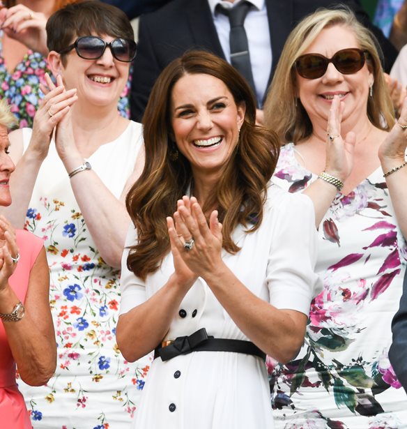 &#x397; Kate Middleton &#x3AD;&#x3BA;&#x3B1;&#x3BD;&#x3B5; &#x3BC;&#x3AF;&#x3B1; &#x3B1;&#x3C0;&#x3CC; &#x3C4;&#x3B9;&#x3C2; &#x3C0;&#x3B9;&#x3BF; chic &#x3B5;&#x3BC;&#x3C6;&#x3B1;&#x3BD;&#x3AF;&#x3C3;&#x3B5;&#x3B9;&#x3C2; &#x3C4;&#x3B7;&#x3C2; &#x3C3;&#x3C4;&#x3BF; Wimbledon