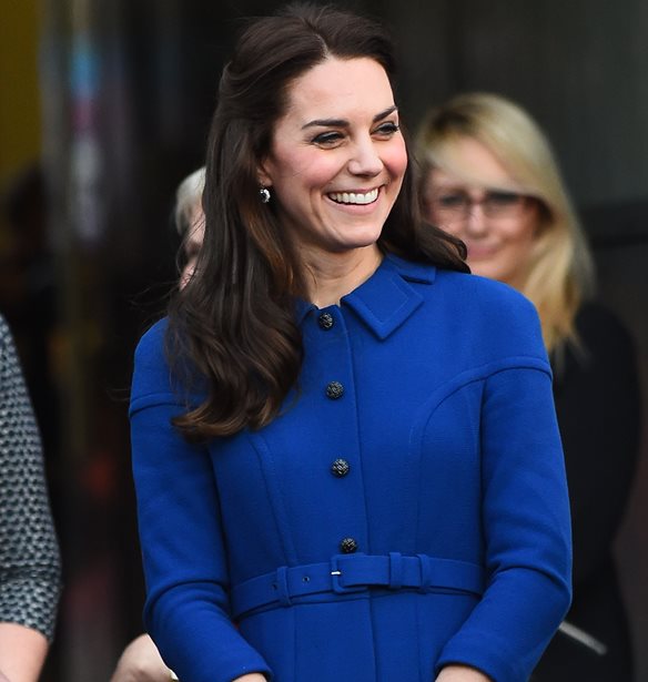 &#x397; Kate Middleton &#x3C6;&#x3CC;&#x3C1;&#x3B5;&#x3C3;&#x3B5; &#x3B4;&#x3B7;&#x3BC;&#x3B9;&#x3BF;&#x3C5;&#x3C1;&#x3B3;&#x3AF;&#x3B1; &#x3B5;&#x3BD;&#x3CC;&#x3C2; &#x3BC;&#x3B9;&#x3BA;&#x3C1;&#x3BF;&#x3CD; &#x3B2;&#x3C1;&#x3B5;&#x3C4;&#x3B1;&#x3BD;&#x3B9;&#x3BA;&#x3BF;&#x3CD; &#x3BF;&#x3AF;&#x3BA;&#x3BF;&#x3C5;