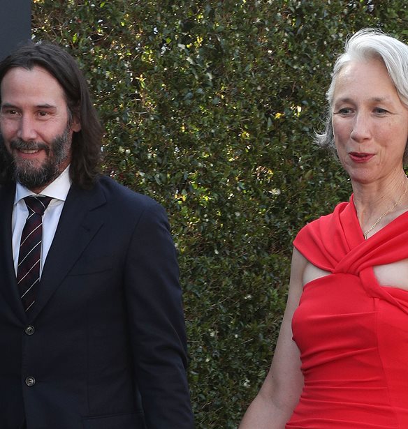 Keanu Reeves | H &#x3C3;&#x3C0;&#x3AC;&#x3BD;&#x3B9;&#x3B1; &#x3B4;&#x3B7;&#x3BC;&#x3CC;&#x3C3;&#x3B9;&#x3B1; &#x3B5;&#x3BC;&#x3C6;&#x3AC;&#x3BD;&#x3B9;&#x3C3;&#x3AE; &#x3C4;&#x3BF;&#x3C5; &#x3BC;&#x3B5; &#x3C4;&#x3B7;&#x3BD; 49&#x3C7;&#x3C1;&#x3BF;&#x3BD;&#x3B7; &#x3C3;&#x3CD;&#x3BD;&#x3C4;&#x3C1;&#x3BF;&#x3C6;&#x3CC; &#x3C4;&#x3BF;&#x3C5;, Alexandra Grant