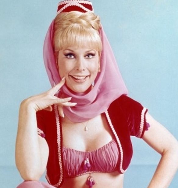 Barbara Eden | &#x397; &#x3C3;&#x3C0;&#x3AC;&#x3BD;&#x3B9;&#x3B1; &#x3B5;&#x3BC;&#x3C6;&#x3AC;&#x3BD;&#x3B9;&#x3C3;&#x3B7; &#x3C4;&#x3B7;&#x3C2; 91&#x3C7;&#x3C1;&#x3BF;&#x3BD;&#x3B7;&#x3C2; &#x3C3;&#x3C4;&#x3B1;&#x3C1; &#x3C4;&#x3BF;&#x3C5; &#x27;&#x397; &#x3A4;&#x3B6;&#x3AF;&#x3BD;&#x3B9; &#x3BA;&#x3B1;&#x3B9; &#x3C4;&#x3BF; &#x3A4;&#x3B6;&#x3AF;&#x3BD;&#x3B9;&#x27; &#x3C3;&#x3B5; &#x3C0;&#x3CC;&#x3B6;&#x3B1; &#x3C0;&#x3BF;&#x3C5; &#x3B8;&#x3CD;&#x3BC;&#x3B9;&#x3C3;&#x3B5; &#x3C4;&#x3BF;&#x3BD; &#x3B4;&#x3B7;&#x3BC;&#x3BF;&#x3C6;&#x3B9;&#x3BB;&#x3AE; &#x3C1;&#x3CC;&#x3BB;&#x3BF; &#x3C4;&#x3B7;&#x3C2;