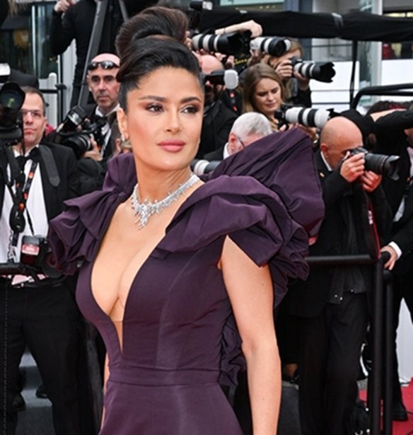&#x3A3;&#x3C4;&#x3B7;&#x3BD; &#x395;&#x3BB;&#x3BB;&#x3AC;&#x3B4;&#x3B1; &#x3B7; Salma Hayek