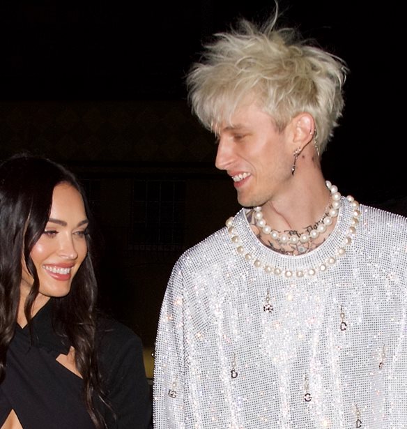 &#x397; Megan Fox &#x3C4;&#x3B1; &#x3AD;&#x3C6;&#x3C4;&#x3B9;&#x3B1;&#x3BE;&#x3B5; &#x3BC;&#x3B5; &#x3BA;&#x3AC;&#x3C0;&#x3BF;&#x3B9;&#x3BF;&#x3BD; &#x3C0;&#x3BF;&#x3C5; &#x3C4;&#x3B7;&#x3BD; &#x3B5;&#x3AF;&#x3C7;&#x3B5; &#x3B1;&#x3C6;&#x3AF;&#x3C3;&#x3B1; &#x3C3;&#x3C4;&#x3BF; &#x3B5;&#x3C6;&#x3B7;&#x3B2;&#x3B9;&#x3BA;&#x3CC; &#x3C4;&#x3BF;&#x3C5; &#x3B4;&#x3C9;&#x3BC;&#x3AC;&#x3C4;&#x3B9;&#x3BF; (&#x3CC;&#x3BB;&#x3B1; &#x3BC;&#x3C0;&#x3BF;&#x3C1;&#x3BF;&#x3CD;&#x3BD; &#x3BD;&#x3B1; &#x3C3;&#x3C5;&#x3BC;&#x3B2;&#x3BF;&#x3CD;&#x3BD;)