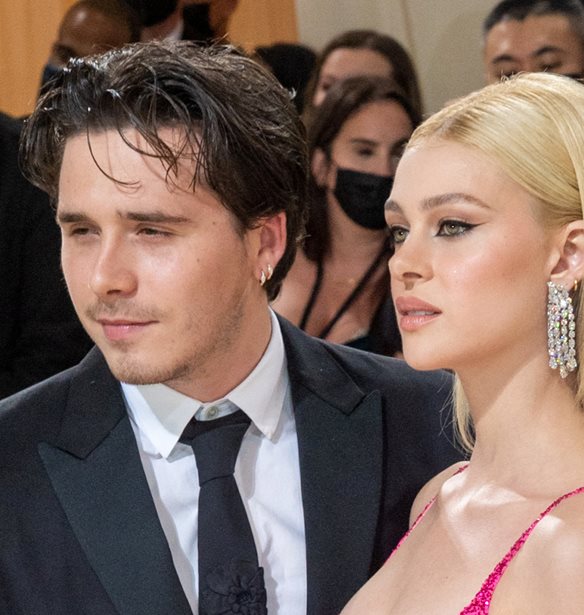 Brooklyn Beckham - Nicola Peltz | &#x39F; &#x3B3;&#x3AC;&#x3BC;&#x3BF;&#x3C2; &#x3C4;&#x3BF;&#x3C5;&#x3C2; &#x3B2;&#x3C1;&#x3AF;&#x3C3;&#x3BA;&#x3B5;&#x3C4;&#x3B1;&#x3B9; &#x3BB;&#x3AF;&#x3B3;&#x3B5;&#x3C2; &#x3B7;&#x3BC;&#x3AD;&#x3C1;&#x3B5;&#x3C2; &#x3BC;&#x3B1;&#x3BA;&#x3C1;&#x3B9;&#x3AC; - &#x39F;&#x3B9; &#x3C0;&#x3C5;&#x3C1;&#x3B5;&#x3C4;&#x3CE;&#x3B4;&#x3B5;&#x3B9;&#x3C2; &#x3C0;&#x3C1;&#x3BF;&#x3B5;&#x3C4;&#x3BF;&#x3B9;&#x3BC;&#x3B1;&#x3C3;&#x3AF;&#x3B5;&#x3C2;