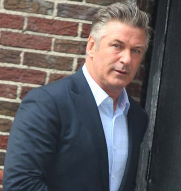 &quot;&#x394;&#x3B5;&#x3BD; &#x3C0;&#x3AC;&#x3C4;&#x3B7;&#x3C3;&#x3B1; &#x3C4;&#x3B7; &#x3C3;&#x3BA;&#x3B1;&#x3BD;&#x3B4;&#x3AC;&#x3BB;&#x3B7;&quot; | &#x397; &#x3C0;&#x3C1;&#x3CE;&#x3C4;&#x3B7; &#x3C3;&#x3C5;&#x3BD;&#x3AD;&#x3BD;&#x3C4;&#x3B5;&#x3C5;&#x3BE;&#x3B7; &#x3C4;&#x3BF;&#x3C5;  Alec Baldwin &#x3BC;&#x3B5;&#x3C4;&#x3AC; &#x3C4;&#x3BF;&#x3BD; &#x3BC;&#x3BF;&#x3B9;&#x3C1;&#x3B1;&#x3AF;&#x3BF; &#x3C0;&#x3C5;&#x3C1;&#x3BF;&#x3B2;&#x3BF;&#x3BB;&#x3B9;&#x3C3;&#x3BC;&#x3CC; &#x3C3;&#x3C4;&#x3B1; &#x3B3;&#x3C5;&#x3C1;&#x3AF;&#x3C3;&#x3BC;&#x3B1;&#x3C4;&#x3B1; &#x3C4;&#x3BF;&#x3C5; Rust