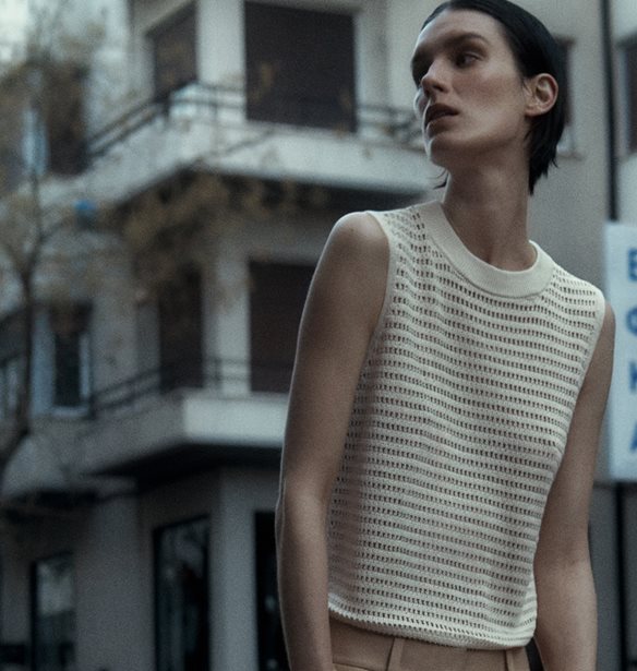 Άνοιξε το πρώτο φυσικό κατάστημα της Cos στην Ελλάδα