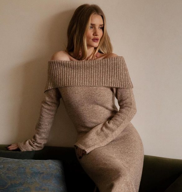 To &#x3C0;&#x3BB;&#x3B5;&#x3BA;&#x3C4;&#x3CC; &#x3C6;&#x3CC;&#x3C1;&#x3B5;&#x3BC;&#x3B1; &#x3C4;&#x3B7;&#x3C2; Rosie Huntington-Whiteley &#x3B5;&#x3AF;&#x3BD;&#x3B1;&#x3B9; &#x3C4;&#x3BF; must have &#x3C4;&#x3BF;&#x3C5; &#x3C7;&#x3B5;&#x3B9;&#x3BC;&#x3CE;&#x3BD;&#x3B1;