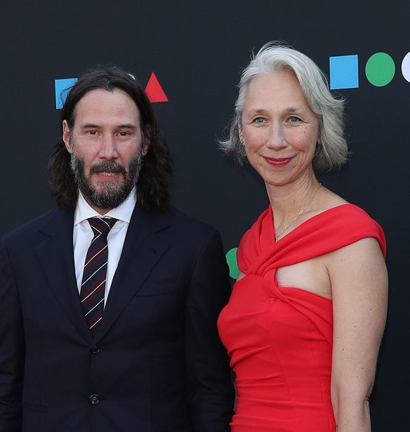 Alexandra Grant | &#x38C;&#x3C3;&#x3B1; &#x3B3;&#x3BD;&#x3C9;&#x3C1;&#x3AF;&#x3B6;&#x3BF;&#x3C5;&#x3BC;&#x3B5; &#x3B3;&#x3B9;&#x3B1; &#x3C4;&#x3B7; &#x3C3;&#x3CD;&#x3BD;&#x3C4;&#x3C1;&#x3BF;&#x3C6;&#x3BF; &#x3C4;&#x3BF;&#x3C5; Keanu Reeves