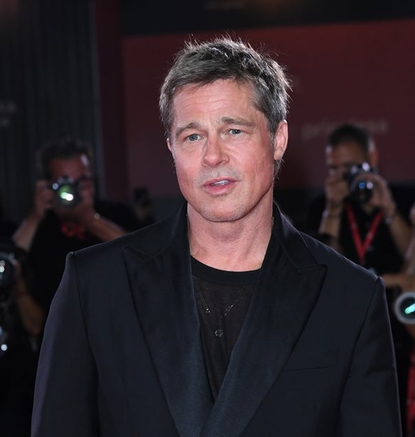 &#x397; &quot;&#x3AC;&#x3B3;&#x3BD;&#x3C9;&#x3C3;&#x3C4;&#x3B7;&quot; &#x3BC;&#x3B9;&#x3BA;&#x3C1;&#x3CC;&#x3C4;&#x3B5;&#x3C1;&#x3B7; &#x3B1;&#x3B4;&#x3B5;&#x3C1;&#x3C6;&#x3AE; &#x3C4;&#x3BF;&#x3C5; Brad Pitt &#x3C0;&#x3B5;&#x3C1;&#x3BD;&#x3AC; &#x3C4;&#x3B7; &#x3B6;&#x3C9;&#x3AE; &#x3C4;&#x3B7;&#x3C2; &#x3BC;&#x3B1;&#x3BA;&#x3C1;&#x3B9;&#x3AC; &#x3B1;&#x3C0;&#x3CC; &#x3C4;&#x3B1; &#x3C6;&#x3CE;&#x3C4;&#x3B1; &#x3C4;&#x3B7;&#x3C2; &#x3B4;&#x3B7;&#x3BC;&#x3BF;&#x3C3;&#x3B9;&#x3CC;&#x3C4;&#x3B7;&#x3C4;&#x3B1;&#x3C2;