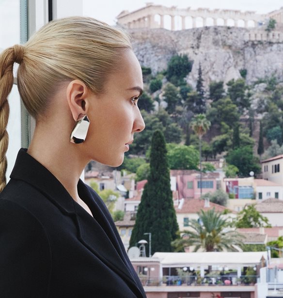 The DOLLI Bag | &#x397; &#x3BD;&#x3AD;&#x3B1; &#x3C3;&#x3C5;&#x3BB;&#x3BB;&#x3B5;&#x3BA;&#x3C4;&#x3B9;&#x3BA;&#x3AE; &#x3B4;&#x3B7;&#x3BC;&#x3B9;&#x3BF;&#x3C5;&#x3C1;&#x3B3;&#x3AF;&#x3B1; &#x3C4;&#x3B7;&#x3C2; Marina Raphael &#x3BA;&#x3B1;&#x3B9; &#x3C4;&#x3BF;&#x3C5; THE DOLLI