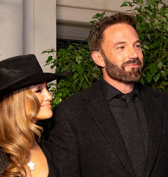 &#x39F; Ben Affleck &#x3BA;&#x3B1;&#x3C4;&#x3AC;&#x3C6;&#x3B5;&#x3C1;&#x3B5; &#x3B3;&#x3B9;&#x3B1; &#x3B1;&#x3BA;&#x3CC;&#x3BC;&#x3B7; &#x3BC;&#x3AF;&#x3B1; &#x3C6;&#x3BF;&#x3C1;&#x3AC; &#x3BD;&#x3B1; &#x3B3;&#x3AF;&#x3BD;&#x3B5;&#x3B9; viral meme &#x3BC;&#x3B5; &#x3C4;&#x3B7;&#x3BD; &#x3C0;&#x3B1;&#x3C1;&#x3BF;&#x3C5;&#x3C3;&#x3AF;&#x3B1; &#x3C4;&#x3BF;&#x3C5; &#x3C3;&#x3C4;&#x3B1; Grammy