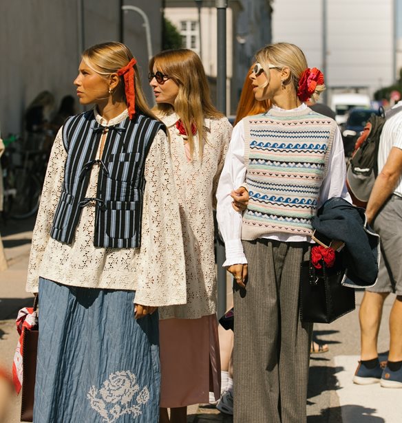&#x395;&#x3BC;&#x3C0;&#x3BD;&#x3B5;&#x3CD;&#x3C3;&#x3BF;&#x3C5; &#x3B1;&#x3C0;&#x3CC; &#x3C4;&#x3BF; &#x3C3;&#x3BA;&#x3B1;&#x3BD;&#x3B4;&#x3B9;&#x3BD;&#x3B1;&#x3B2;&#x3B9;&#x3BA;&#x3CC; street style &#x3B3;&#x3B9;&#x3B1; &#x3C4;&#x3B1; &#x3C0;&#x3C1;&#x3CE;&#x3C4;&#x3B1; &#x3C6;&#x3B8;&#x3B9;&#x3BD;&#x3BF;&#x3C0;&#x3C9;&#x3C1;&#x3B9;&#x3BD;&#x3AC; looks