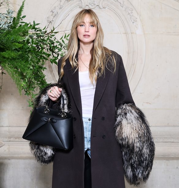 Οι διάσημες παρουσίες στο show του οίκου Dior στο Παρίσι