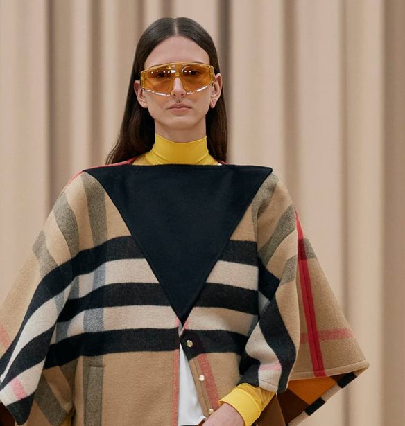 &#x39F; &#x3BF;&#x3AF;&#x3BA;&#x3BF;&#x3C2; Burberry &#x3C7;&#x3C1;&#x3C9;&#x3BC;&#x3AC;&#x3C4;&#x3B9;&#x3C3;&#x3B5; &#x3BB;&#x3B9;&#x3B2;&#x3AC;&#x3B4;&#x3B9;&#x3B1; &#x3BC;&#x3B5; &#x3C4;&#x3BF; &#x3B4;&#x3B9;&#x3AC;&#x3C3;&#x3B7;&#x3BC;&#x3BF; &#x3BA;&#x3B1;&#x3C1;&#x3CC; &#x3C4;&#x3BF;&#x3C5; &#x2013; &#x3A4;&#x3B1; &#x3B5;&#x3BD;&#x3C4;&#x3C5;&#x3C0;&#x3C9;&#x3C3;&#x3B9;&#x3B1;&#x3BA;&#x3AC; installations