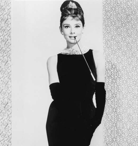 1926-2026 | Το μαύρο φόρεμα κλείνει 100 χρόνια ζωής - 26 ενδιαφέρουσες πληροφορίες που αξίζει να γνωρίζεις