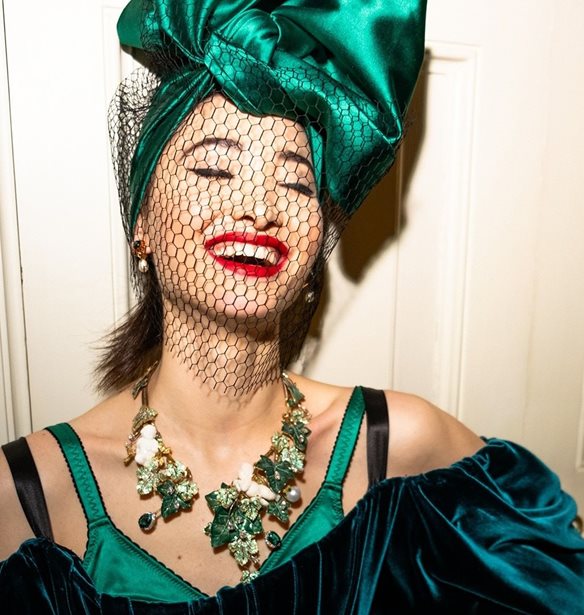 Dolce&amp;Gabbana | &#x3A4;&#x3B1; &#x3C4;&#x3C1;&#x3AF;&#x3B1; &#x3C6;&#x3B9;&#x3BB;&#x3BC;&#x3C2; &#x3B3;&#x3B9;&#x3B1; &#x3C4;&#x3B7;&#x3BD; &#x3C0;&#x3B1;&#x3C1;&#x3BF;&#x3C5;&#x3C3;&#x3AF;&#x3B1;&#x3C3;&#x3B7; &#x3C4;&#x3B7;&#x3C2; Alta Moda