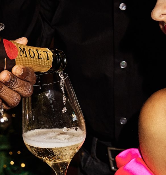 &#x397; &#x3C4;&#x3AD;&#x3C7;&#x3BD;&#x3B7; &#x3C4;&#x3BF;&#x3C5; champagne pairing &#x3C3;&#x3C4;&#x3BF; &#x3A0;&#x3C1;&#x3C9;&#x3C4;&#x3BF;&#x3C7;&#x3C1;&#x3BF;&#x3BD;&#x3B9;&#x3AC;&#x3C4;&#x3B9;&#x3BA;&#x3BF; &#x3C4;&#x3C1;&#x3B1;&#x3C0;&#x3AD;&#x3B6;&#x3B9;