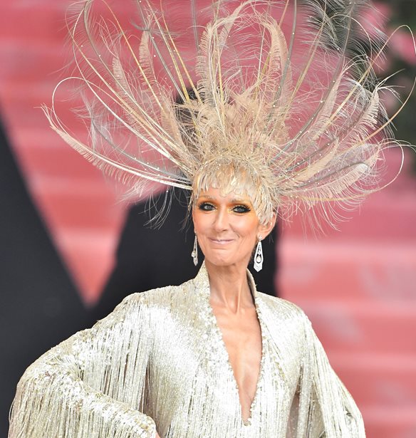 Met Gala 2019 | &#x38C;&#x3BB;&#x3B5;&#x3C2; &#x3BF;&#x3B9; &#x3B5;&#x3BC;&#x3C6;&#x3B1;&#x3BD;&#x3AF;&#x3C3;&#x3B5;&#x3B9;&#x3C2; &#x3B1;&#x3C0;&#x3CC; &#x3C4;&#x3BF; &#x3C0;&#x3B9;&#x3BF; &#x3B1;&#x3BD;&#x3B1;&#x3C4;&#x3C1;&#x3B5;&#x3C0;&#x3C4;&#x3B9;&#x3BA;&#x3CC; &#x3BA;&#x3CC;&#x3BA;&#x3BA;&#x3B9;&#x3BD;&#x3BF; &#x3C7;&#x3B1;&#x3BB;&#x3AF; &#x3C0;&#x3BF;&#x3C5; &#x3B5;&#x3AF;&#x3B4;&#x3B1;&#x3BC;&#x3B5; &#x3C0;&#x3BF;&#x3C4;&#x3AD;