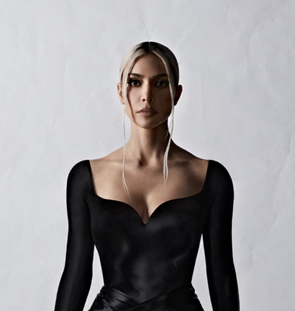 &#x397; Kim Kardashian &#x3C3;&#x3B5; &#x3C1;&#x3CC;&#x3BB;&#x3BF; &#x3B7;&#x3B8;&#x3BF;&#x3C0;&#x3BF;&#x3B9;&#x3BF;&#x3CD; &#x3C3;&#x3B5; &#x3B4;&#x3B7;&#x3BC;&#x3BF;&#x3C6;&#x3B9;&#x3BB;&#x3AE; &#x3C3;&#x3B5;&#x3B9;&#x3C1;&#x3AC;