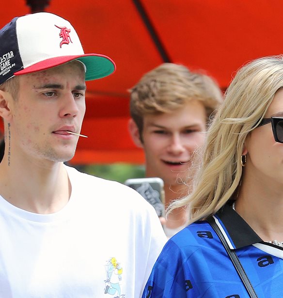 &#x393;&#x3B9;&#x3B1;&#x3C4;&#x3AF; &#x3CC;&#x3BB;&#x3BF;&#x3B9; &#x3C0;&#x3B9;&#x3C3;&#x3C4;&#x3B5;&#x3CD;&#x3BF;&#x3C5;&#x3BD; &#x3C0;&#x3C9;&#x3C2; &#x3B7; Hailey Bieber &#x3B5;&#x3AF;&#x3BD;&#x3B1;&#x3B9; &#x3AD;&#x3B3;&#x3BA;&#x3C5;&#x3BF;&#x3C2;;