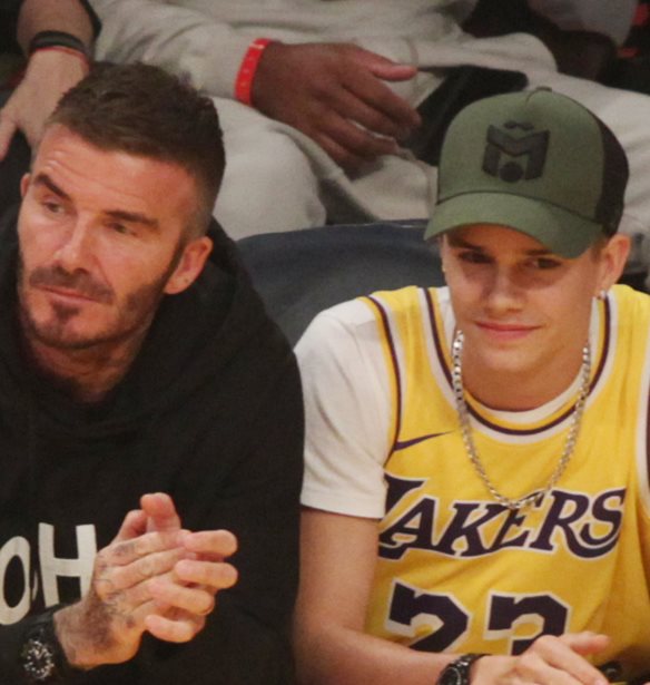 Romeo Beckham | &#x39F; &#x3B3;&#x3B9;&#x3BF;&#x3C2; &#x3C4;&#x3B7;&#x3C2; Victoria Beckham &#x3B8;&#x3B1; &#x3B3;&#x3AF;&#x3BD;&#x3B5;&#x3B9; &#x3BC;&#x3C0;&#x3B1;&#x3BC;&#x3C0;&#x3AC;&#x3C2;;