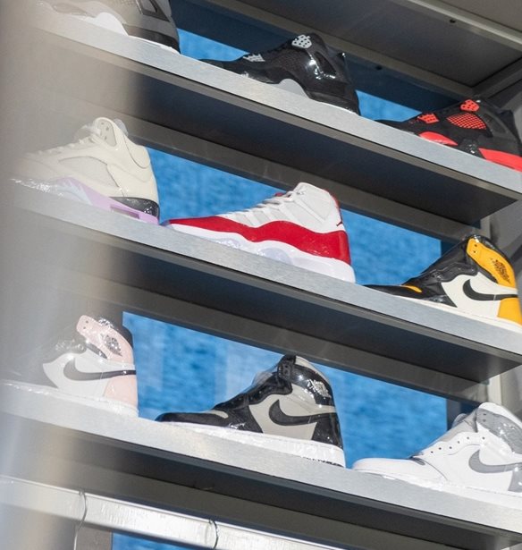 Sneakerness | &#x3A4;&#x3BF; &#x3C0;&#x3B9;&#x3BF; &#x3B4;&#x3B9;&#x3AC;&#x3C3;&#x3B7;&#x3BC;&#x3BF; &#x3C6;&#x3B5;&#x3C3;&#x3C4;&#x3B9;&#x3B2;&#x3AC;&#x3BB; sneakers &#x3C3;&#x3C4;&#x3B7;&#x3BD; &#x395;&#x3C5;&#x3C1;&#x3CE;&#x3C0;&#x3B7; &#x3AD;&#x3C1;&#x3C7;&#x3B5;&#x3C4;&#x3B1;&#x3B9; &#x3C3;&#x3C4;&#x3B7;&#x3BD; &#x395;&#x3BB;&#x3BB;&#x3AC;&#x3B4;&#x3B1;