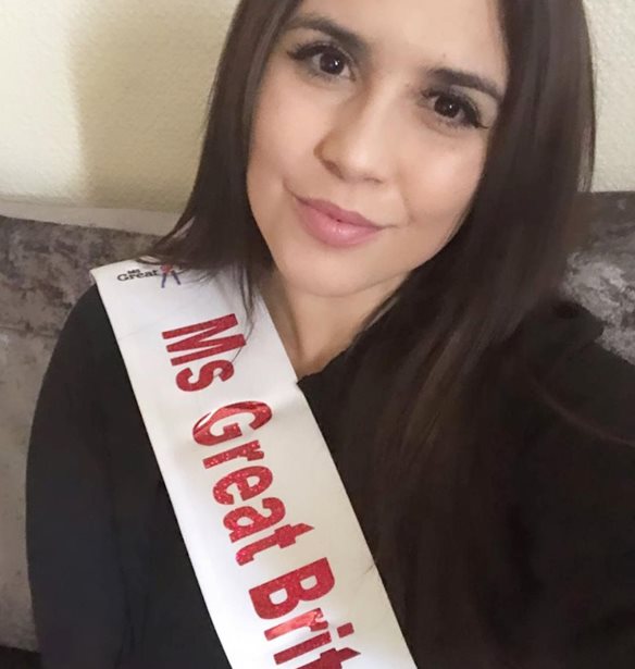 &#x395;&#x3BB;&#x3BB;&#x3B7;&#x3BD;&#x3AF;&#x3B4;&#x3B1; &#x3B4;&#x3B9;&#x3B1;&#x3B3;&#x3C9;&#x3BD;&#x3AF;&#x3B6;&#x3B5;&#x3C4;&#x3B1;&#x3B9; &#x3C7;&#x3C9;&#x3C1;&#x3AF;&#x3C2; &#x3BC;&#x3B1;&#x3BA;&#x3B9;&#x3B3;&#x3B9;&#x3AC;&#x3B6; &#x3C3;&#x3C4;&#x3B1; &#x3BA;&#x3B1;&#x3BB;&#x3BB;&#x3B9;&#x3C3;&#x3C4;&#x3B5;&#x3AF;&#x3B1; Ms Great Britain &#x3BA;&#x3B1;&#x3B9; &#x3C3;&#x3C4;&#x3AD;&#x3BB;&#x3BD;&#x3B5;&#x3B9; &#x3AD;&#x3BD;&#x3B1; &#x3B4;&#x3C5;&#x3BD;&#x3B1;&#x3C4;&#x3CC; &#x3BC;&#x3AE;&#x3BD;&#x3C5;&#x3BC;&#x3B1;