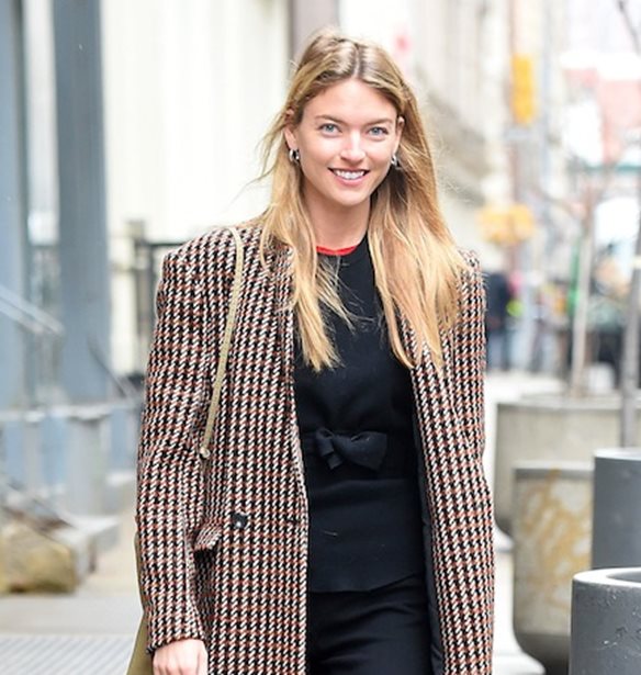 Martha Hunt | &#x3A4;&#x3BF; &#x3B4;&#x3B9;&#x3AC;&#x3C3;&#x3B7;&#x3BC;&#x3BF; &#x3BC;&#x3BF;&#x3BD;&#x3C4;&#x3AD;&#x3BB;&#x3BF; &#x3B3;&#x3AD;&#x3BD;&#x3BD;&#x3B7;&#x3C3;&#x3B5; &#x3C4;&#x3BF; &#x3C0;&#x3C1;&#x3CE;&#x3C4;&#x3BF; &#x3C4;&#x3BF;&#x3C5; &#x3C0;&#x3B1;&#x3B9;&#x3B4;&#x3AF;