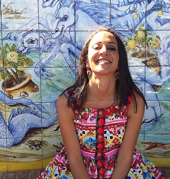 &#x39C;&#x3B5; &#x3C4;&#x3B7;&#x3BD; In&#xE9; Alexakis &#x3B8;&#x3B1; &#x3BC;&#x3AC;&#x3B8;&#x3B5;&#x3B9;&#x3C2; &#x3B1;&#x3B3;&#x3B3;&#x3BB;&#x3B9;&#x3BA;&#x3AC; &#x3CC;&#x3C3;&#x3BF; &#x3C3;&#x3BA;&#x3C1;&#x3BF;&#x3BB;&#x3AC;&#x3C1;&#x3B5;&#x3B9;&#x3C2; &#x3C3;&#x3C4;&#x3BF; Instagram