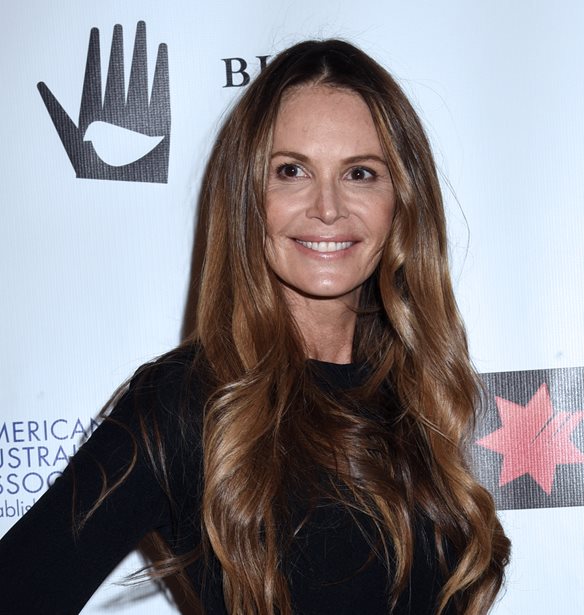 Elle Macpherson | &#x39C;&#x3B5; &#x3C4;&#x3BF;&#x3BD; 24&#x3C7;&#x3C1;&#x3BF;&#x3BD;&#x3BF; &#x3B3;&#x3B9;&#x3BF; &#x3C4;&#x3B7;&#x3C2;, Flynn Busson, &#x3C3;&#x3C4;&#x3BF; show &#x3C4;&#x3BF;&#x3C5; &#x3BF;&#x3AF;&#x3BA;&#x3BF;&#x3C5; Dior