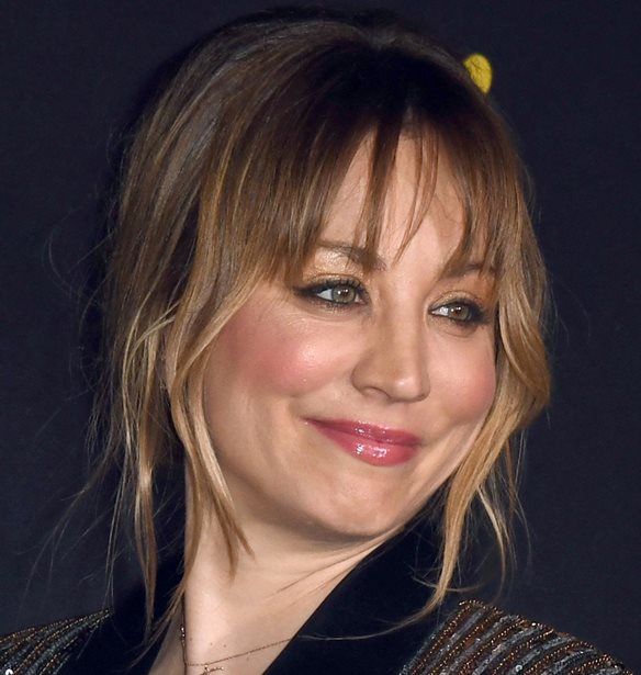 400 drones, &#x3AD;&#x3BD;&#x3B1; &#x3BB;&#x3B1;&#x3BC;&#x3C0;&#x3B5;&#x3C1;&#x3CC; &#x3C0;&#x3AC;&#x3C1;&#x3C4;&#x3B9;, &#x3B4;&#x3B9;&#x3AC;&#x3C3;&#x3B7;&#x3BC;&#x3BF;&#x3B9; &#x3BA;&#x3B1;&#x3BB;&#x3B5;&#x3C3;&#x3BC;&#x3AD;&#x3BD;&#x3BF;&#x3B9; | &#x3A4;&#x3BF; baby shower &#x3C4;&#x3B7;&#x3C2; Kaley Cuoco &#x3B4;&#x3B5;&#x3BD; &#x3B8;&#x3CD;&#x3BC;&#x3B9;&#x3B6;&#x3B5; &#x3C3;&#x3B5; &#x3C4;&#x3AF;&#x3C0;&#x3BF;&#x3C4;&#x3B1; &#x3C4;&#x3B1; &#x3BA;&#x3B1;&#x3B8;&#x3B9;&#x3B5;&#x3C1;&#x3C9;&#x3BC;&#x3AD;&#x3BD;&#x3B1;