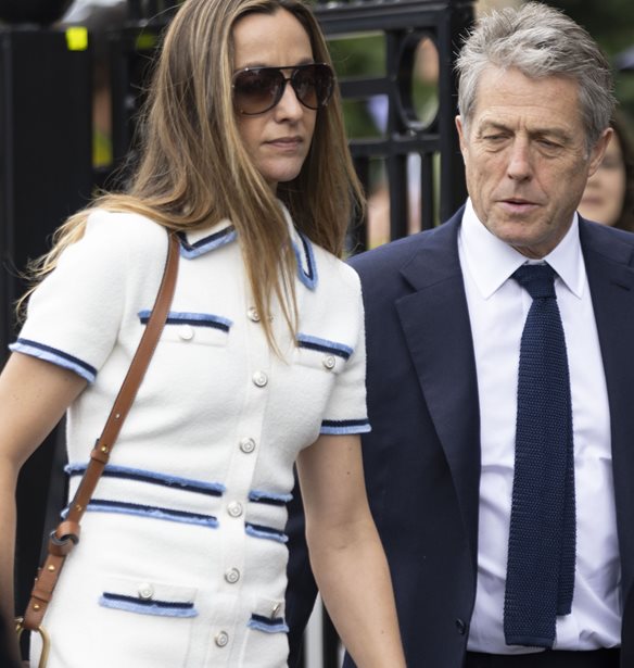 &#x397; &#x3B5;&#x3BC;&#x3C6;&#x3AC;&#x3BD;&#x3B9;&#x3C3;&#x3B7; &#x3C4;&#x3BF;&#x3C5; Hugh Grant &#x3BC;&#x3B5; &#x3C4;&#x3B7;&#x3BD; &#x3B5;&#x3BD;&#x3C4;&#x3C5;&#x3C0;&#x3C9;&#x3C3;&#x3B9;&#x3B1;&#x3BA;&#x3AE; &#x3C3;&#x3CD;&#x3B6;&#x3C5;&#x3B3;&#x3CC; &#x3C4;&#x3BF;&#x3C5; &#x3C3;&#x3C4;&#x3BF; Wimbledon