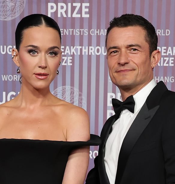 &#x39F; Orlando Bloom &#x3C3;&#x3B5; &#x3BC;&#x3AF;&#x3B1; &#x3C3;&#x3C0;&#x3AC;&#x3BD;&#x3B9;&#x3B1; &#x3B5;&#x3BE;&#x3BF;&#x3BC;&#x3BF;&#x3BB;&#x3CC;&#x3B3;&#x3B7;&#x3C3;&#x3B7; &#x3B3;&#x3B9;&#x3B1; &#x3C4;&#x3B7; &#x3B3;&#x3C5;&#x3BD;&#x3B1;&#x3AF;&#x3BA;&#x3B1; &#x3C4;&#x3B7;&#x3C2; &#x3B6;&#x3C9;&#x3AE;&#x3C2; &#x3C4;&#x3BF;&#x3C5;, Katy Perry
