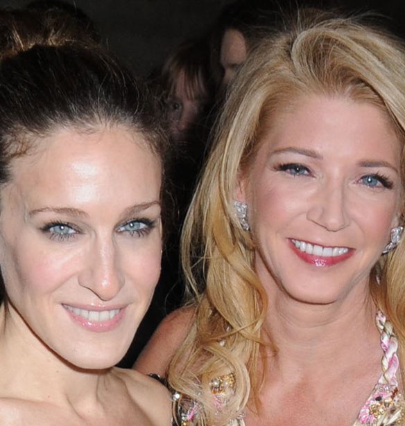 Candace Bushnell | &#x39F; &#x3B5;&#x3BE;&#x3C9;&#x3C6;&#x3C1;&#x3B5;&#x3BD;&#x3B9;&#x3BA;&#x3CC;&#x3C2; &#x3BC;&#x3B9;&#x3C3;&#x3B8;&#x3BF;&#x3C2; &#x3C0;&#x3BF;&#x3C5; &#x3AD;&#x3C0;&#x3B1;&#x3B9;&#x3C1;&#x3BD;&#x3B5; &#x3B7; &#x3C3;&#x3C5;&#x3B3;&#x3B3;&#x3C1;&#x3B1;&#x3C6;&#x3AD;&#x3B1;&#x3C2; &#x3C4;&#x3BF;&#x3C5; Sex and the City &#x3C3;&#x3C4;&#x3B1; &#x27;90s