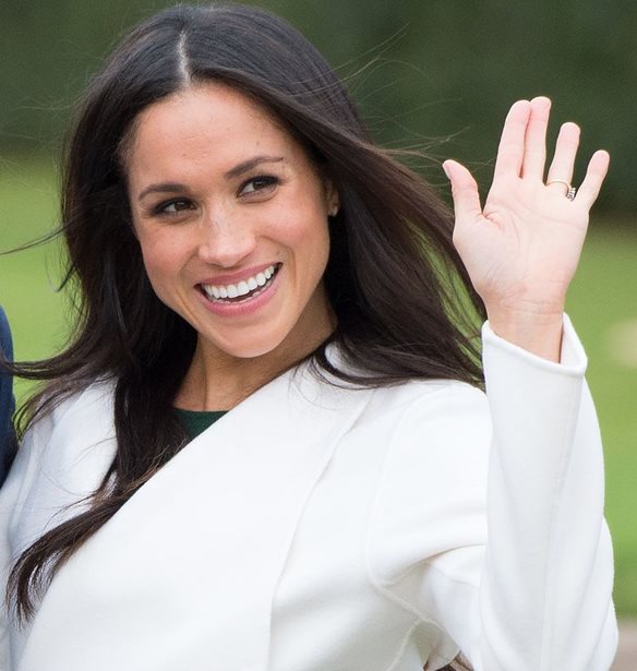 Meghan Markle: &#x38C;&#x3C3;&#x3B1; &#x3C0;&#x3C1;&#x3AD;&#x3C0;&#x3B5;&#x3B9; &#x3BD;&#x3B1; &#x3B3;&#x3BD;&#x3C9;&#x3C1;&#x3AF;&#x3B6;&#x3B5;&#x3B9;&#x3C2; &#x3B3;&#x3B9;&#x3B1; &#x3C4;&#x3BF; Ralph &amp; Russo &#x3C6;&#x3CC;&#x3C1;&#x3B5;&#x3BC;&#x3AC; &#x3C4;&#x3B7;&#x3C2;
