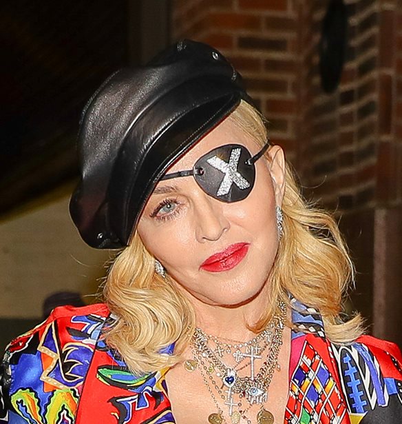Madonna | &#x39F;&#x3B9; &#x3B5;&#x3C0;&#x3B9;&#x3BA;&#x3C1;&#x3B1;&#x3C4;&#x3AD;&#x3C3;&#x3C4;&#x3B5;&#x3C1;&#x3B5;&#x3C2; &#x3B7;&#x3B8;&#x3BF;&#x3C0;&#x3BF;&#x3B9;&#x3BF;&#x3AF; &#x3B3;&#x3B9;&#x3B1; &#x3BD;&#x3B1; &#x3C5;&#x3C0;&#x3BF;&#x3B4;&#x3C5;&#x3B8;&#x3BF;&#x3CD;&#x3BD; &#x3C4;&#x3B7; &#x3B2;&#x3B1;&#x3C3;&#x3AF;&#x3BB;&#x3B9;&#x3C3;&#x3C3;&#x3B1; &#x3C4;&#x3B7;&#x3C2; &#x3C0;&#x3BF;&#x3C0; &#x3C3;&#x3C4;&#x3B7;&#x3BD; &#x3B1;&#x3C5;&#x3C4;&#x3BF;&#x3B2;&#x3B9;&#x3BF;&#x3B3;&#x3C1;&#x3B1;&#x3C6;&#x3B9;&#x3BA;&#x3AE; &#x3C4;&#x3B1;&#x3B9;&#x3BD;&#x3AF;&#x3B1; &#x3C4;&#x3B7;&#x3C2;