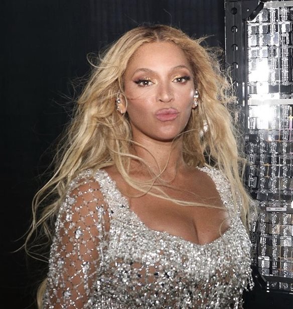 &#x3A4;&#x3BF; &#x39C;&#x3BF;&#x3C5;&#x3C3;&#x3B5;&#x3AF;&#x3BF; Guggenheim &#x3C3;&#x3B5; &quot;&#x3B1;&#x3BD;&#x3BF;&#x3B9;&#x3C7;&#x3C4;&#x3AE; &#x3BA;&#x3CC;&#x3BD;&#x3C4;&#x3C1;&#x3B1;&quot; &#x3BC;&#x3B5; &#x3C4;&#x3B7;&#x3BD; Beyonc&#xE9;
