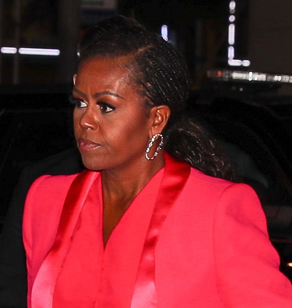 &#x397; Michelle Obama &#x3BC;&#x3B5; &#x3C4;&#x3BF; &#x3C0;&#x3B9;&#x3BF; &#x3BA;&#x3BF;&#x3C5;&#x3BB; outfit &#x3C0;&#x3BF;&#x3C5; &#x3C6;&#x3CC;&#x3C1;&#x3B5;&#x3C3;&#x3B5; &#x3C0;&#x3BF;&#x3C4;&#x3AD;