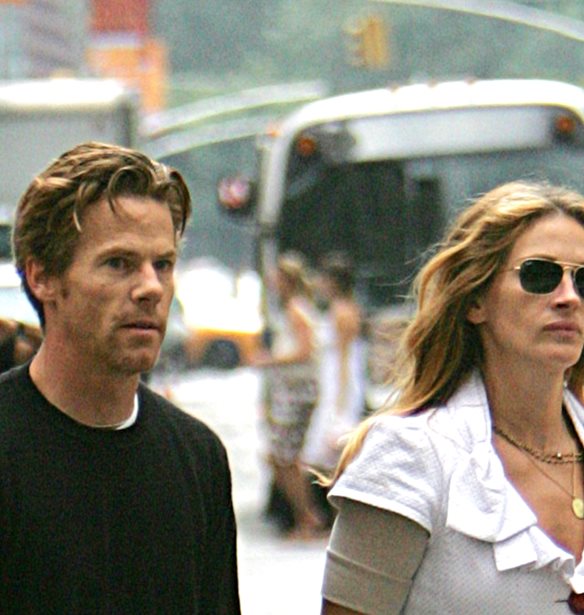 &#x388;&#x3C1;&#x3C9;&#x3C4;&#x3B1;&#x3C2; &#x3BC;&#x3B5; &#x3C4;&#x3B7;&#x3BD; &#x3C0;&#x3C1;&#x3CE;&#x3C4;&#x3B7; &#x3BC;&#x3B1;&#x3C4;&#x3B9;&#x3AC;: 10 celebrities &#x3C0;&#x3BF;&#x3C5; &#x3C0;&#x3B1;&#x3BD;&#x3C4;&#x3C1;&#x3B5;&#x3CD;&#x3C4;&#x3B7;&#x3BA;&#x3B1;&#x3BD; &#x3BA;&#x3BF;&#x3B9;&#x3BD;&#x3BF;&#x3CD;&#x3C2; &#x3B8;&#x3BD;&#x3B7;&#x3C4;&#x3BF;&#x3CD;&#x3C2;