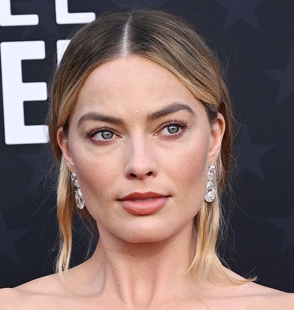 Margot Robbie | &#x397; &#x3C0;&#x3C1;&#x3CE;&#x3C4;&#x3B7; &#x3C4;&#x3B7;&#x3C2; &#x3B4;&#x3AE;&#x3BB;&#x3C9;&#x3C3;&#x3B7; &#x3BC;&#x3B5;&#x3C4;&#x3AC; &#x3C4;&#x3BF; &#x3C3;&#x3BD;&#x3BF;&#x3BC;&#x3C0;&#x3AC;&#x3C1;&#x3B9;&#x3C3;&#x3BC;&#x3B1; &#x3B1;&#x3C0;&#x3CC; &#x3C4;&#x3B1; &#x38C;&#x3C3;&#x3BA;&#x3B1;&#x3C1;