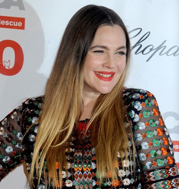 &#x3A4;&#x3B9; &#x3B5;&#x3AF;&#x3BD;&#x3B1;&#x3B9; &#x3B1;&#x3C5;&#x3C4;&#x3CC; &#x3C0;&#x3BF;&#x3C5; &#x3B4;&#x3B5; &#x3C6;&#x3BF;&#x3B2;&#x3AF;&#x3B6;&#x3B5;&#x3B9; &#x3BA;&#x3B1;&#x3B8;&#x3CC;&#x3BB;&#x3BF;&#x3C5; &#x3C4;&#x3B7;&#x3BD; Drew Barrymore;