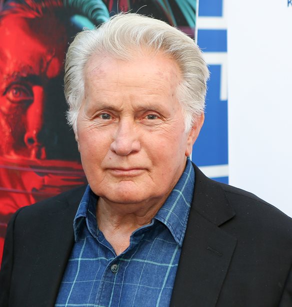 Martin Sheen | &#x3A4;&#x3BF; &#x3C0;&#x3C1;&#x3B1;&#x3B3;&#x3BC;&#x3B1;&#x3C4;&#x3B9;&#x3BA;&#x3CC; &#x3CC;&#x3BD;&#x3BF;&#x3BC;&#x3B1; &#x3C4;&#x3BF;&#x3C5; &#x3B7;&#x3B8;&#x3BF;&#x3C0;&#x3BF;&#x3B9;&#x3BF;&#x3CD; &#x3BA;&#x3B1;&#x3B9; &#x3B3;&#x3B9;&#x3B1;&#x3C4;&#x3AF; &#x3BC;&#x3B5;&#x3C4;&#x3AC;&#x3BD;&#x3B9;&#x3C9;&#x3C3;&#x3B5; &#x3C0;&#x3BF;&#x3C5; &#x3B4;&#x3B5;&#x3BD; &#x3AD;&#x3B3;&#x3B9;&#x3BD;&#x3B5; &#x3B4;&#x3B9;&#x3AC;&#x3C3;&#x3B7;&#x3BC;&#x3BF;&#x3C2; &#x3BC;&#x3B5; &#x3B1;&#x3C5;&#x3C4;&#x3CC;