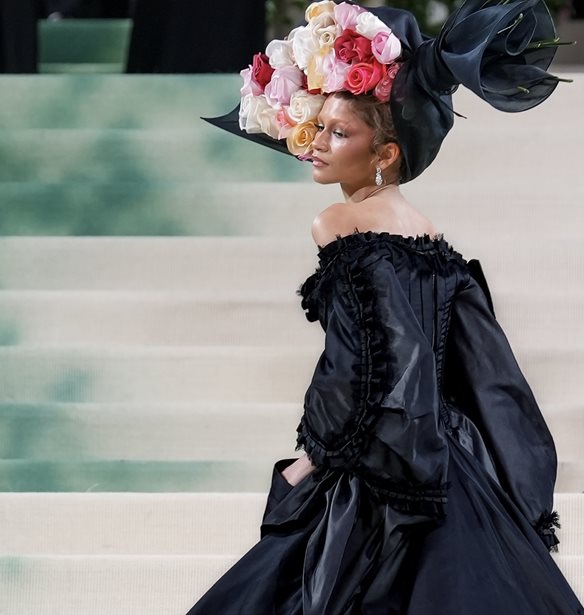 &#x391;&#x3C5;&#x3C4;&#x3CC; &#x3B5;&#x3AF;&#x3BD;&#x3B1;&#x3B9; &#x3C4;&#x3BF; &#x3B8;&#x3AD;&#x3BC;&#x3B1; &#x3C4;&#x3BF;&#x3C5; Met Gala &#x3B3;&#x3B9;&#x3B1; &#x3C4;&#x3BF; 2025