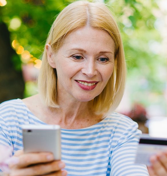 Θέλεις να βλέπεις καθαρά μετά τα 40, κοντά, μακριά και σε κάθε απόσταση; Έχουμε τη λύση!