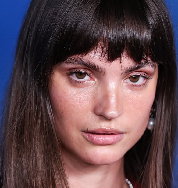 Charlbi Dean | &#x391;&#x3C0;&#x3BF;&#x3BA;&#x3B1;&#x3BB;&#x3CD;&#x3C6;&#x3B8;&#x3B7;&#x3BA;&#x3B5; &#x3B7; &#x3B1;&#x3B9;&#x3C4;&#x3AF;&#x3B1; &#x3C4;&#x3BF;&#x3C5; &#x3B8;&#x3B1;&#x3BD;&#x3AC;&#x3C4;&#x3BF;&#x3C5; &#x3C4;&#x3B7;&#x3C2; 32&#x3C7;&#x3C1;&#x3BF;&#x3BD;&#x3B7;&#x3C2; &#x3B7;&#x3B8;&#x3BF;&#x3C0;&#x3BF;&#x3B9;&#x3BF;&#x3CD;