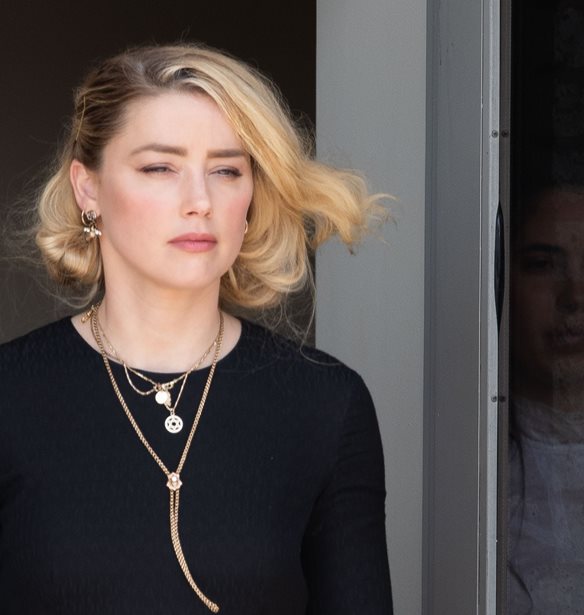 Amber Heard | &#x397; &#x3BD;&#x3AD;&#x3B1; &#x3B4;&#x3B9;&#x3BA;&#x3B1;&#x3C3;&#x3C4;&#x3B9;&#x3BA;&#x3AE; &#x3B4;&#x3B9;&#x3B1;&#x3BC;&#x3AC;&#x3C7;&#x3B7; &#x3C0;&#x3BF;&#x3C5; &#x3C0;&#x3C1;&#x3CC;&#x3BA;&#x3B5;&#x3B9;&#x3C4;&#x3B1;&#x3B9; &#x3BD;&#x3B1; &#x3B1;&#x3BD;&#x3C4;&#x3B9;&#x3BC;&#x3B5;&#x3C4;&#x3C9;&#x3C0;&#x3AF;&#x3C3;&#x3B5;&#x3B9;