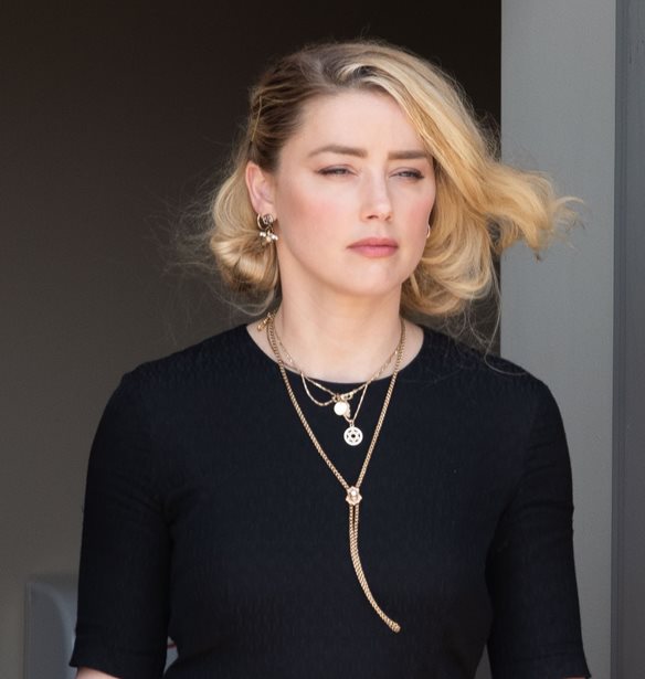 Amber Heard | &#x397; &#x3C0;&#x3C1;&#x3CE;&#x3C4;&#x3B7; &#x3C4;&#x3B7;&#x3C2; &#x3C3;&#x3C5;&#x3BD;&#x3AD;&#x3BD;&#x3C4;&#x3B5;&#x3C5;&#x3BE;&#x3B7; &#x3BC;&#x3B5;&#x3C4;&#x3AC; &#x3C4;&#x3B7; &#x3B4;&#x3AF;&#x3BA;&#x3B7; &#x3BA;&#x3B1;&#x3B9; &#x3C4;&#x3B7; &#x3B4;&#x3B9;&#x3BA;&#x3B1;&#x3AF;&#x3C9;&#x3C3;&#x3B7; &#x3C4;&#x3BF;&#x3C5; Johnny Depp